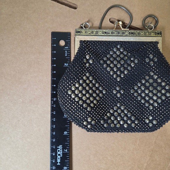 Vintage Beaded Evening Bag Kiss Clasp Purse Gold Accents Chain Hong Kong Studded - Picture 9 of 10
